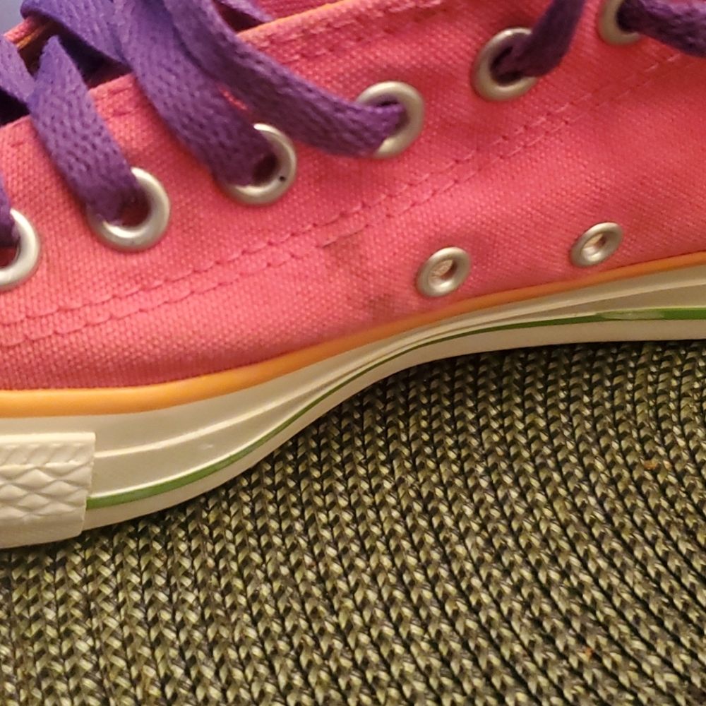 Colorful Converse size 7 - Picture 4 of 11